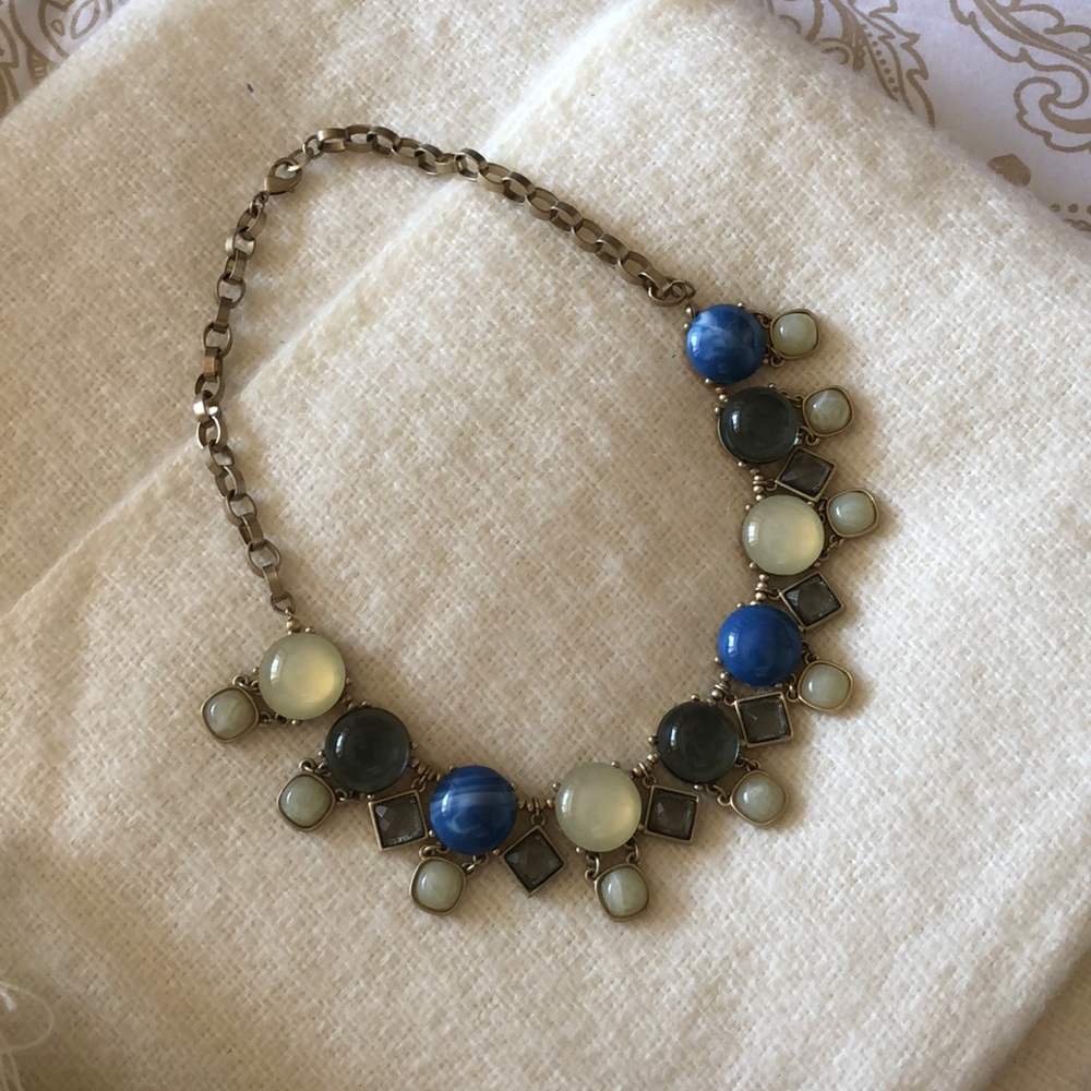 Costume necklace.